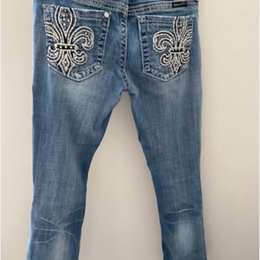 Miss Me Blue Ankle Cropped Jeans with Ornate Embellishments